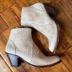 Idyllwind bootie cowboy boots